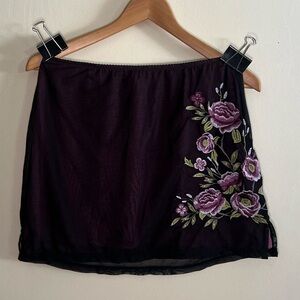 ⭐️ Offer B2G2! BUY 2 GET 2 FREE!
Dolls Kill Reckless Serenade Mini Skirt